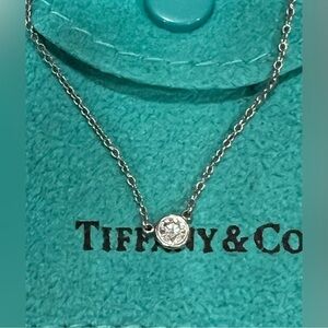 Platinum Diamond Tiffany neck. 14’ inches. 0.17 diamond size.